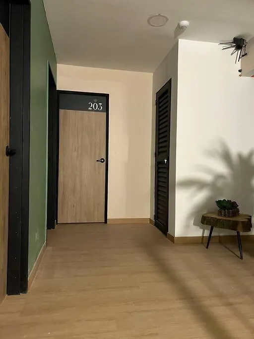 Apartamento En Laureles Barrio Turistico De Medellin Nid205 By Roots Rentals Apartment